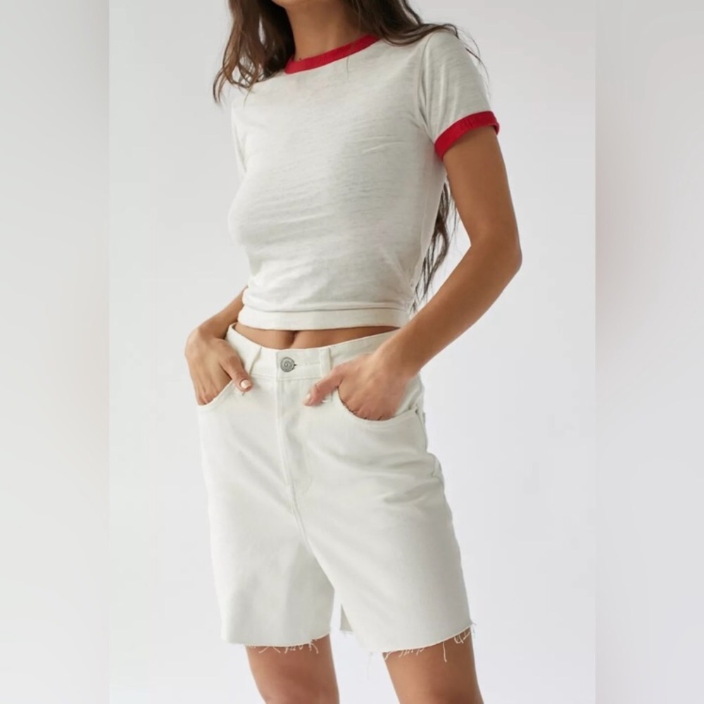 🔔🕊️NWT BDG UO White 90’s Long Inseam High Rise Shorts